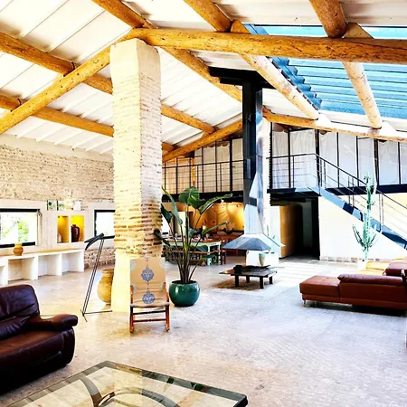 Magnifique Loft - Piscine - Tennis - Babyfoot Villa *