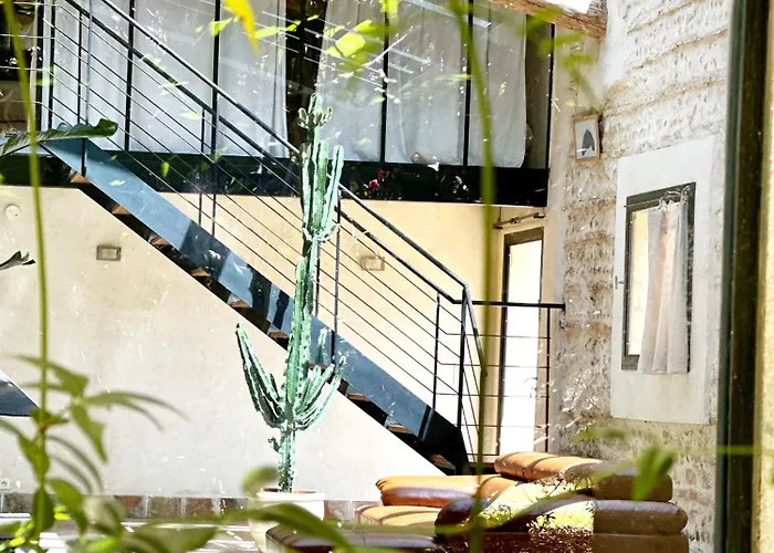 Magnifique Loft - Piscine - Tennis - Babyfoot * Nîmes